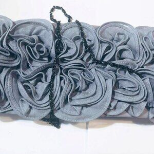 ✨ Satin Rosette Evening Clutch – 12×27 cm, Medium Chain, Elegant